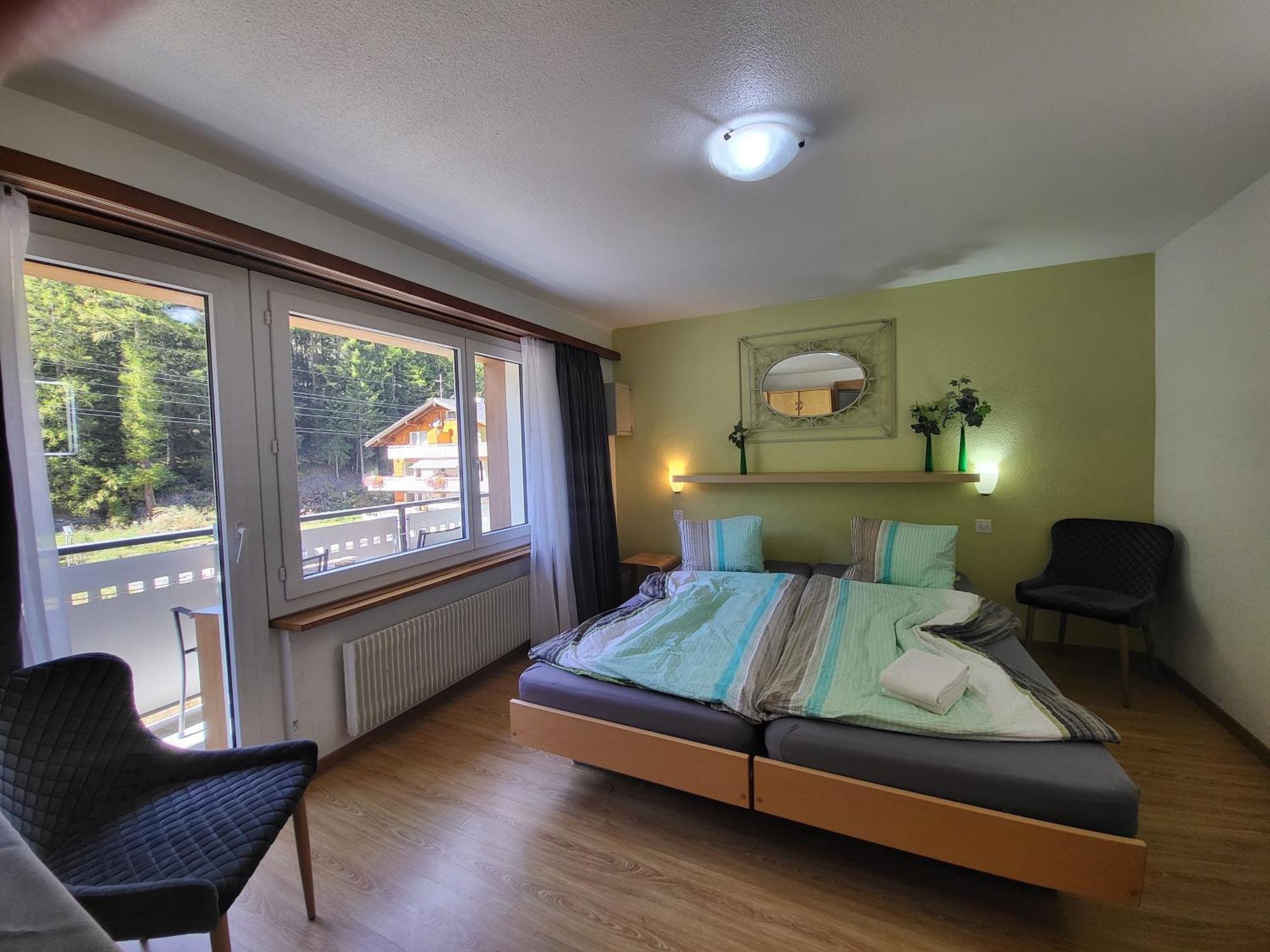 Pension Heino Saas-Grund Exteriör bild