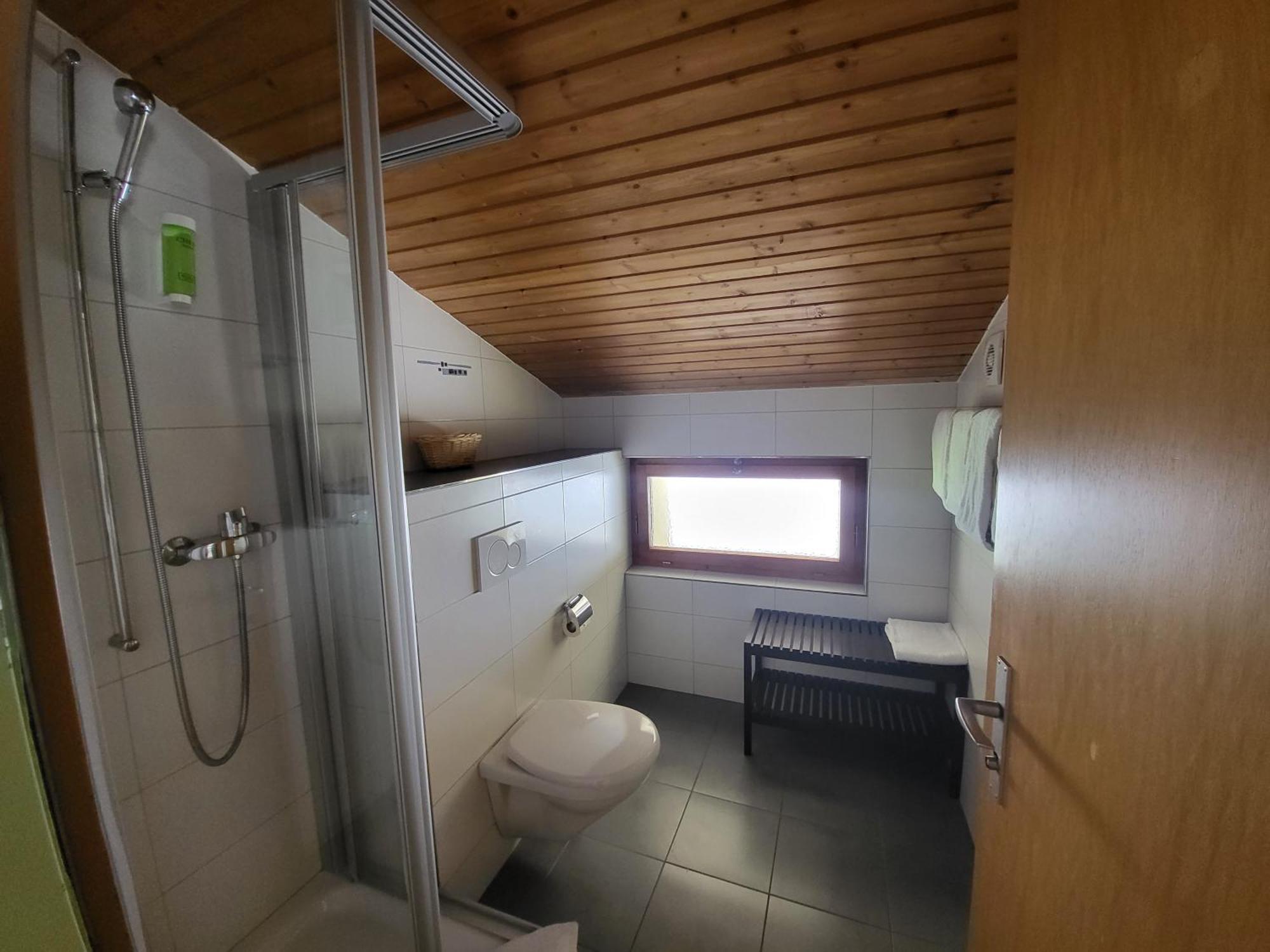 Pension Heino Saas-Grund Rum bild